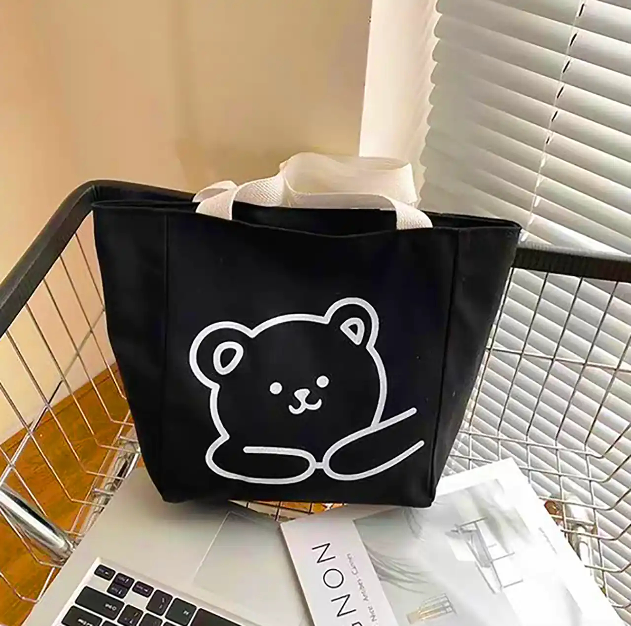 کیف بزرگ و جادار دخترانه