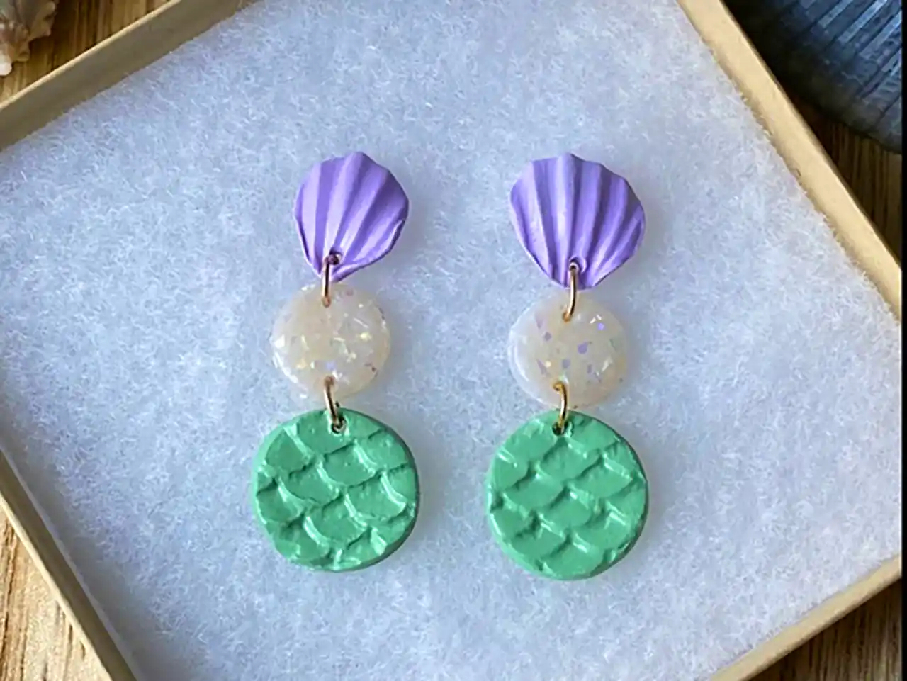 گوشواره طرح صدف دریایی