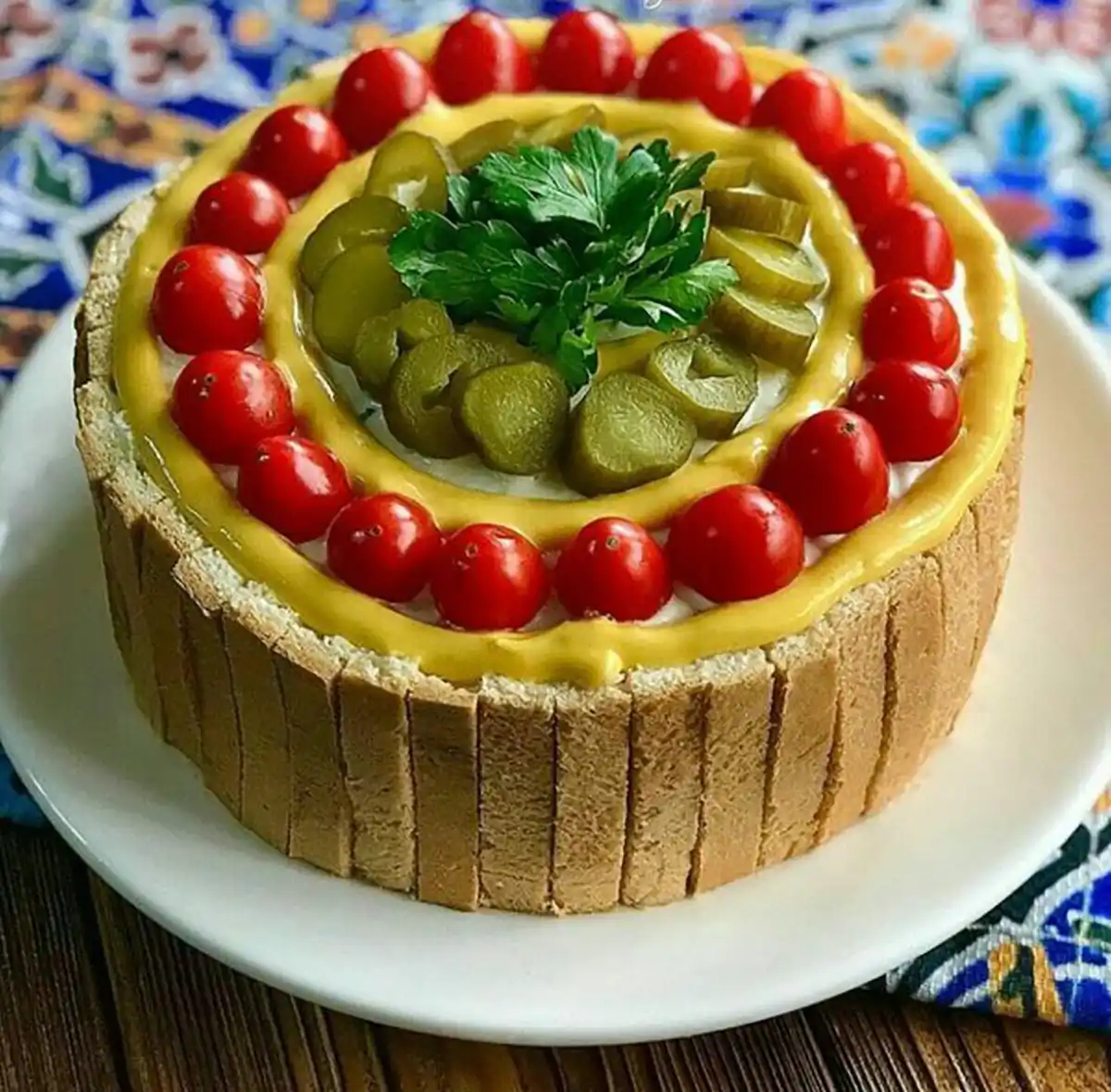 تزیین کیک مرغ