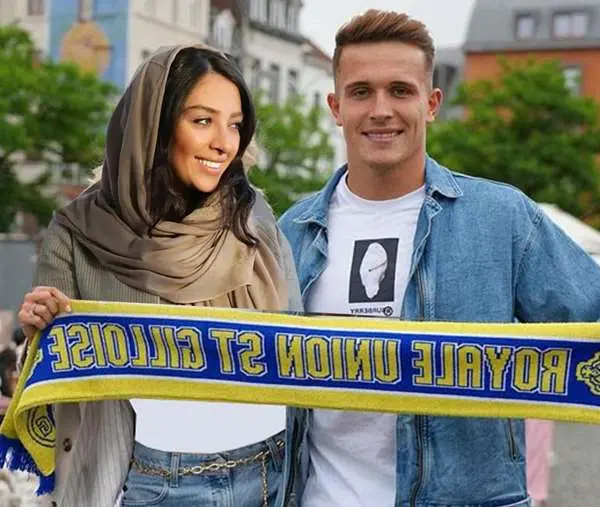 آناهیتا درگاهی