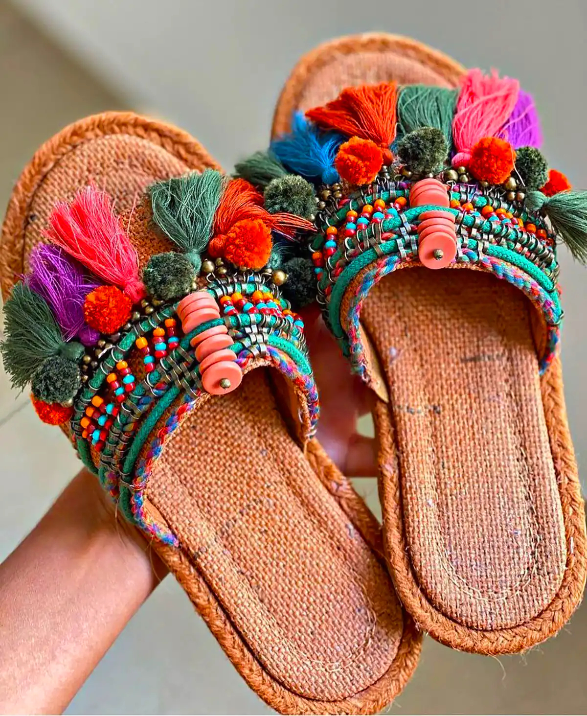صندل مرواریدی چند رنگ زنانه