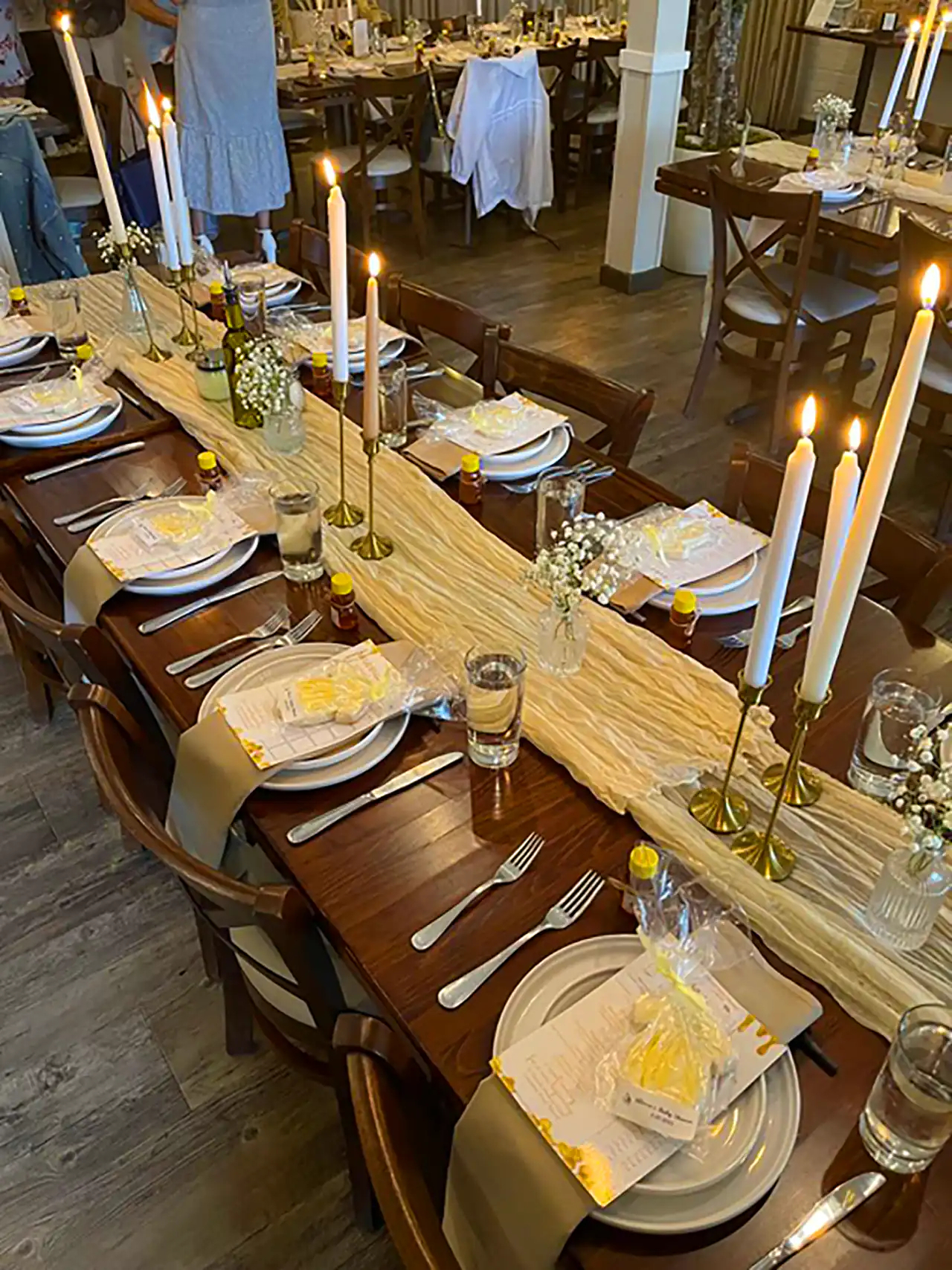 چیدمان خاص میز غذاخوری