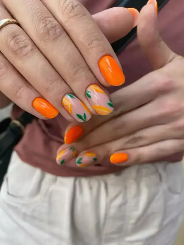 ایده طراحی ناخن پاییزی