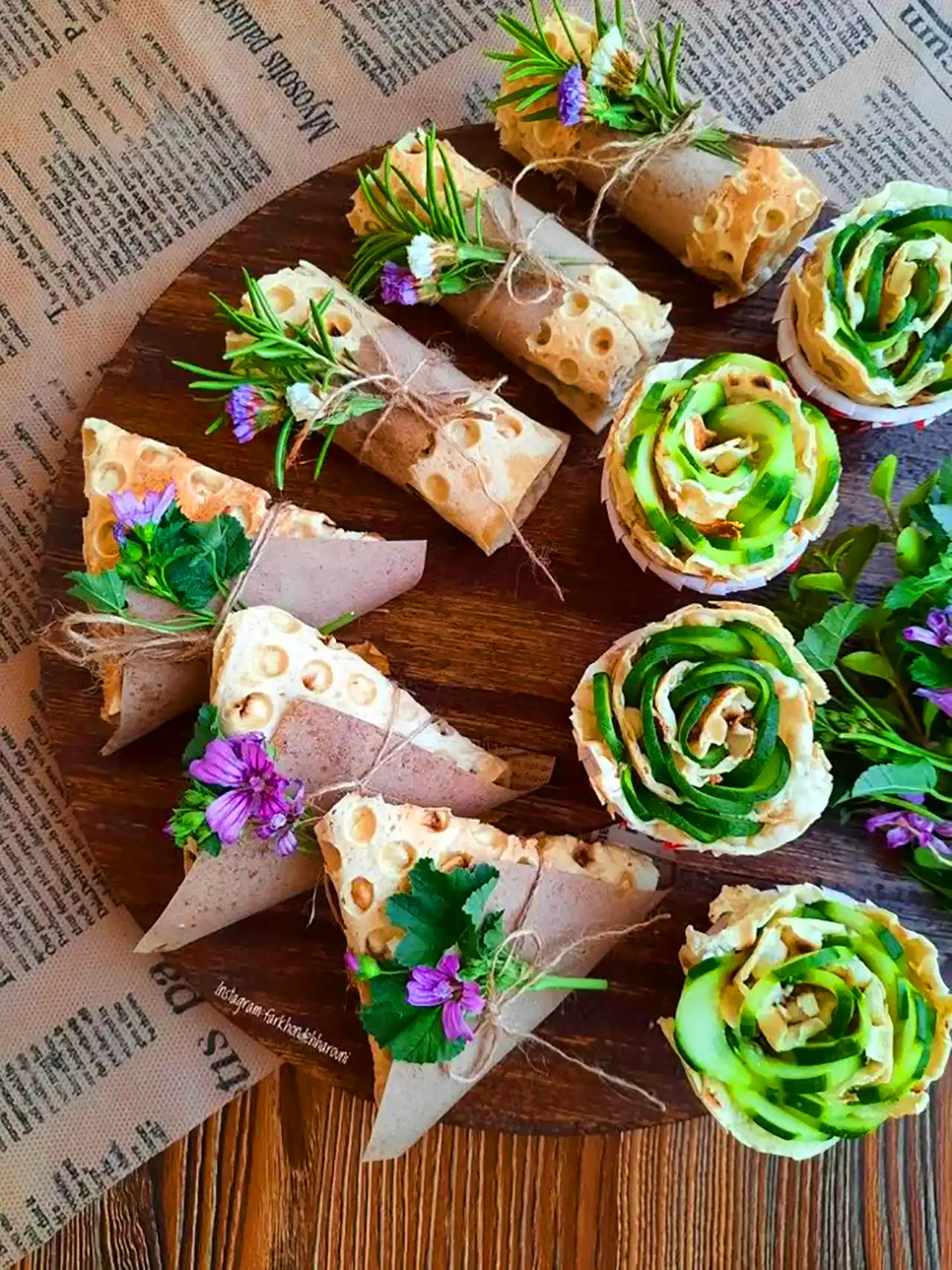 نون و پنیر سبزی سفره عقد 