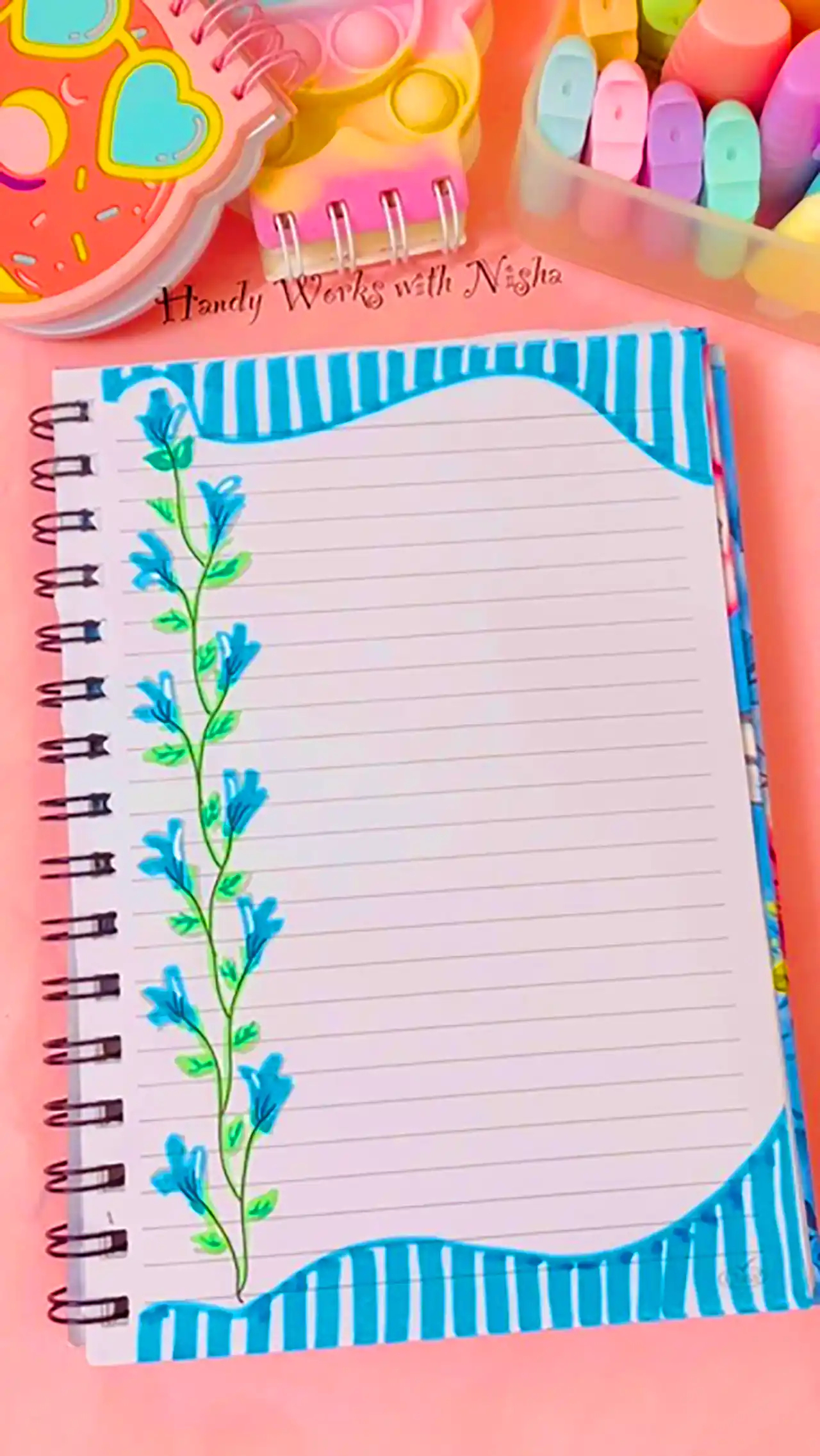 حاشیه رنگی برای دفتر مشق 