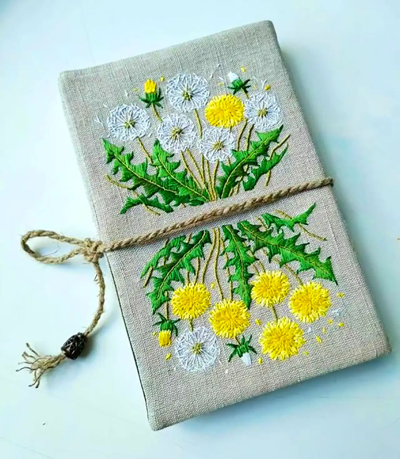 دفترچه خاطرات گلدوزی 