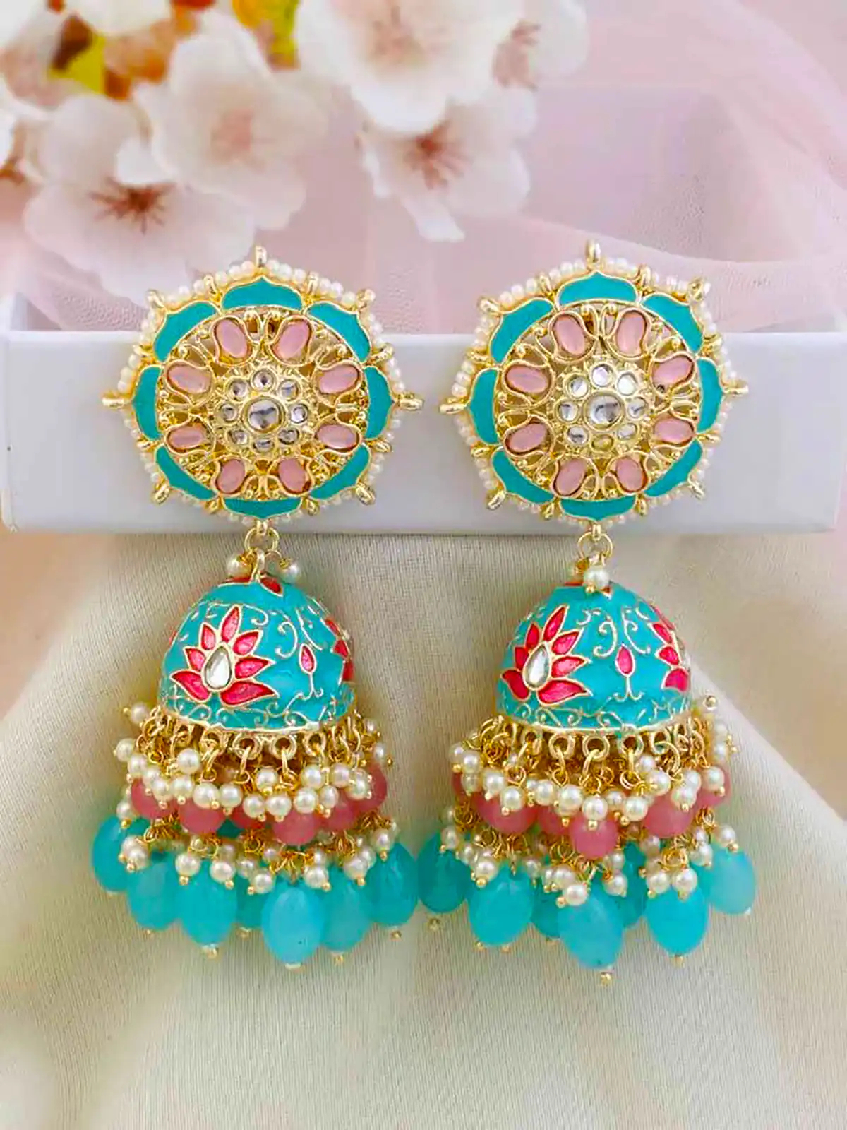 گوشواره هندی خوش رنگ