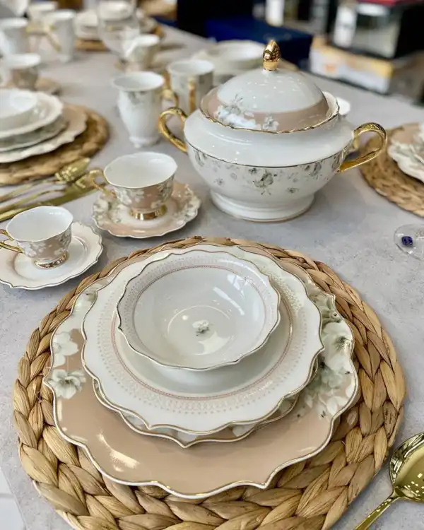 طرح های لوکس ظروف غذاخوری