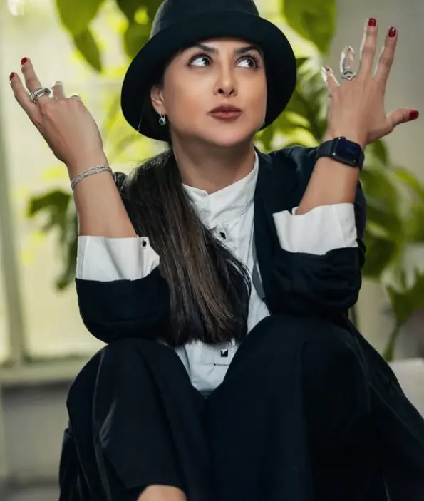 آزاده صمدی