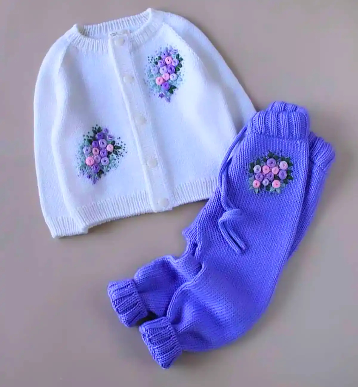 ست بافتنی بچه گانه