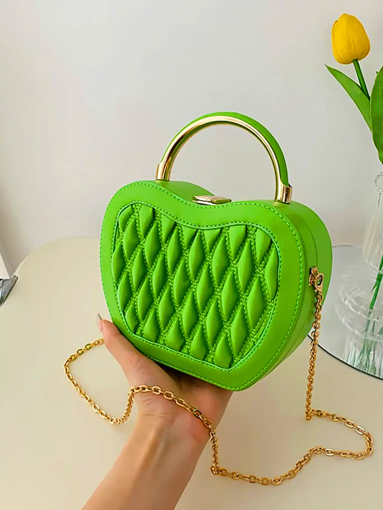 کیف سبز نئونی 