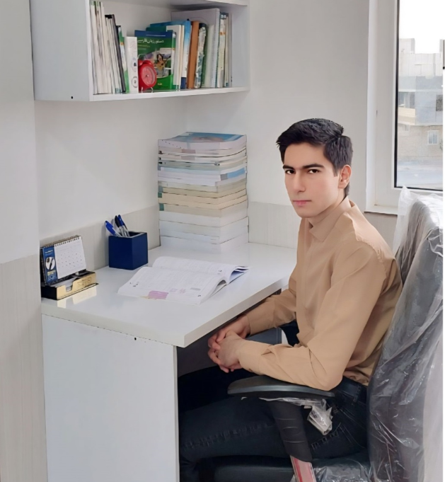 نوید کردلو