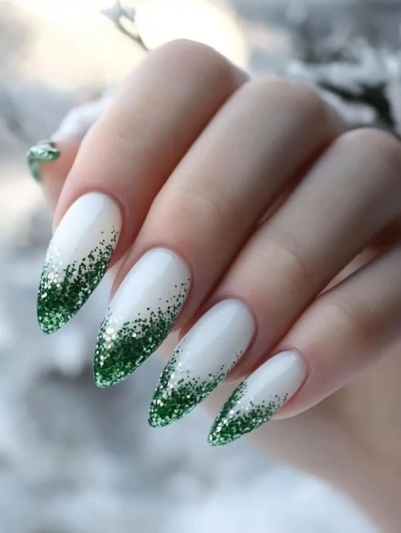 مدل ناخن فرنچ اکلیلی + مدل های زیبا و ترند ناخن فرنچ اکلیلی با ایده های بسیار شیک