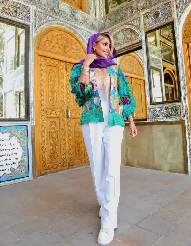 پریاپرتویفردوبابکجهانبخشوحمیدخندان