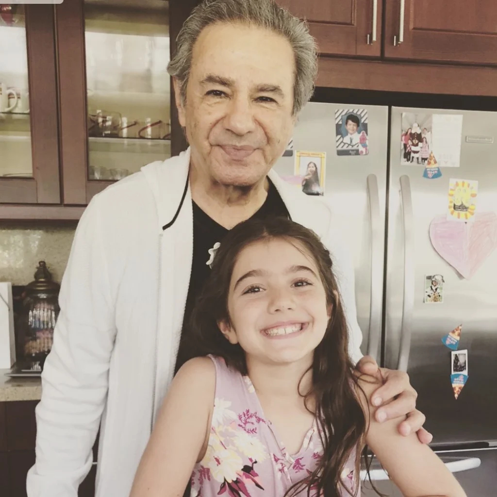 عارف و نوه اش