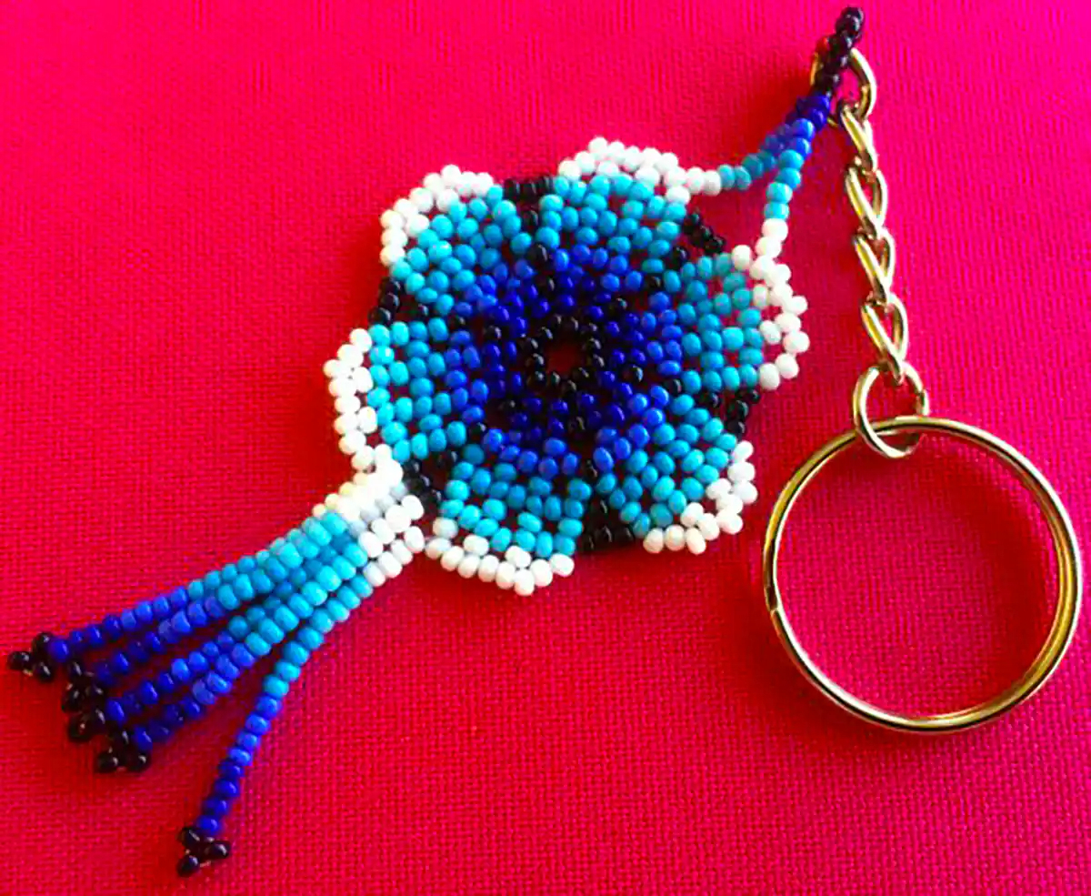 آویز دستساز کیوت