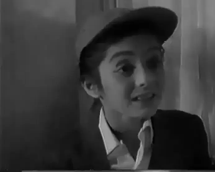 سفر در زمان / عکس «گوگوش» در 10 سالگی در اولین فیلم سینمایی‌اش؛ سال 1339
