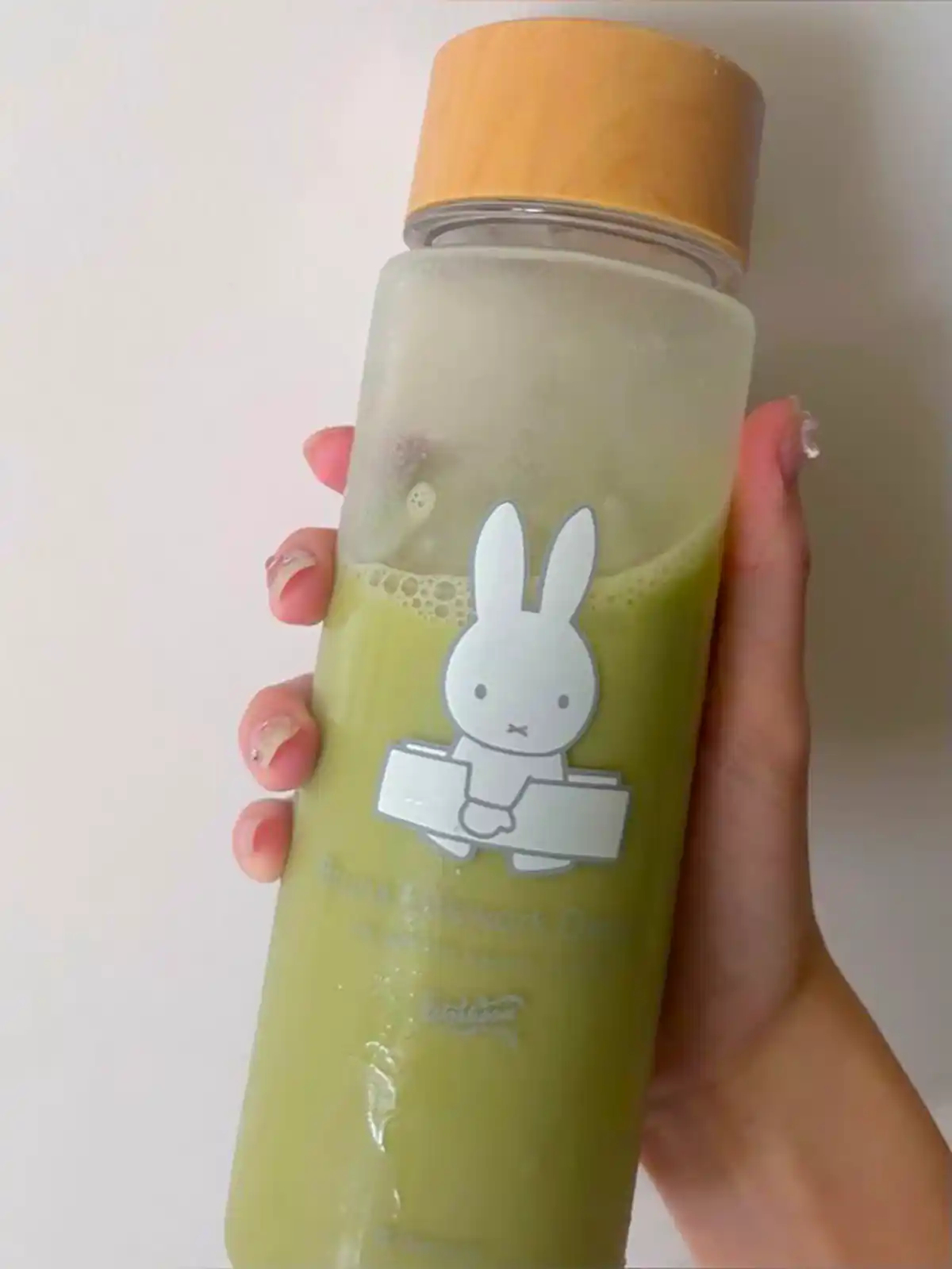 بطری آب شیشه ای شیک