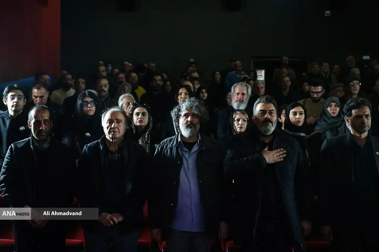 یادبود رضا رویگری