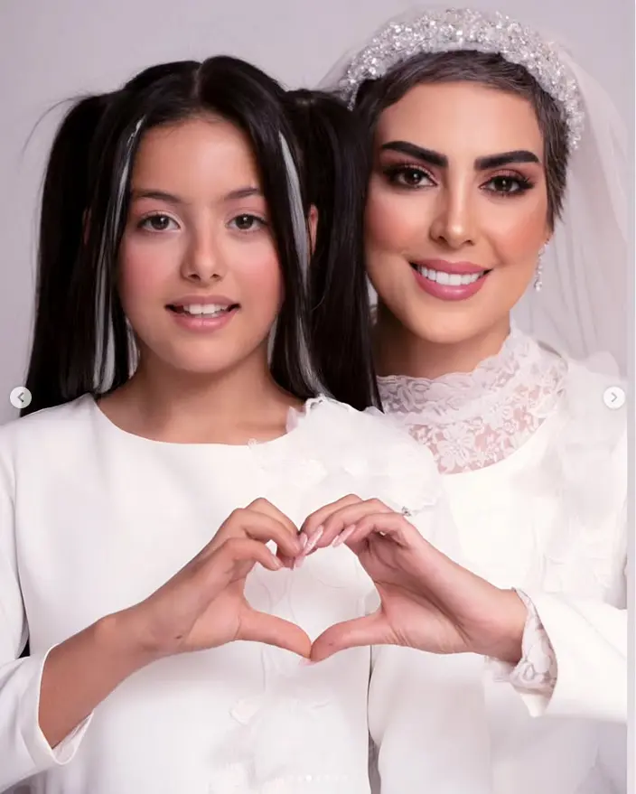 نیلوفر شهیدی