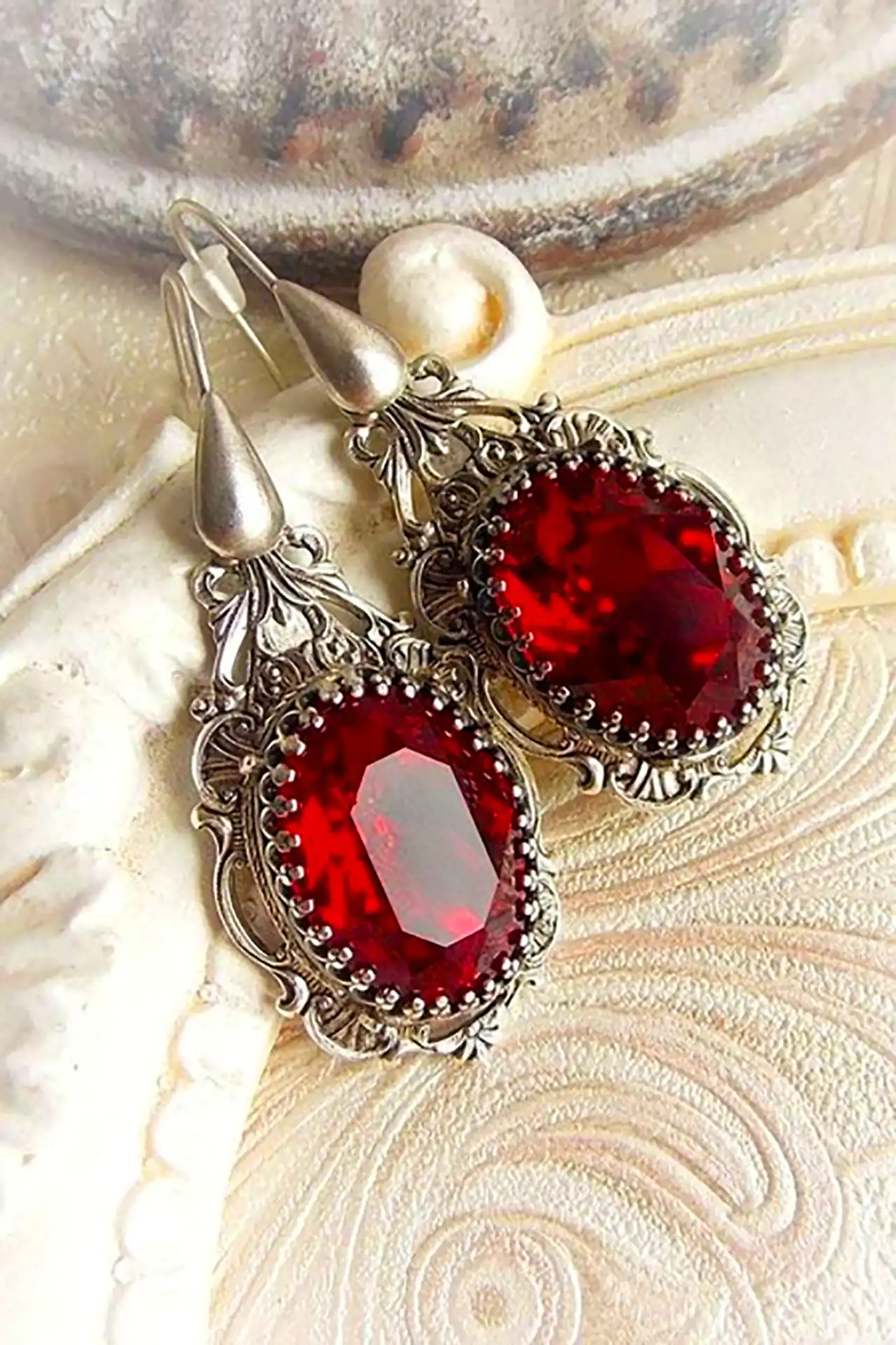 گوشواره زنانه اشکی لوکس 