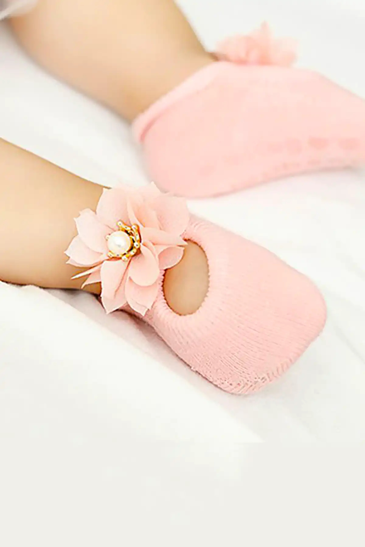 جوارب پاپوشی نوزادی