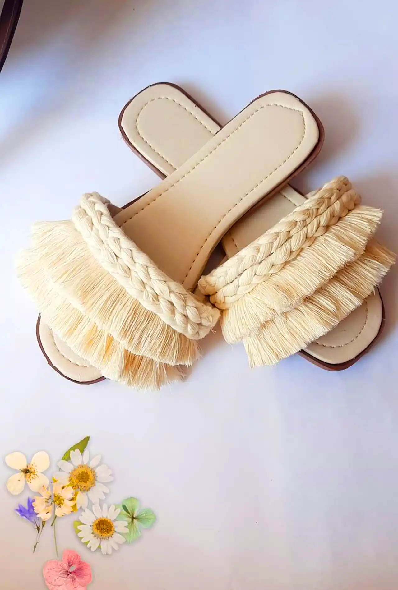 دمپایی دستساز با هنر مکرومه 