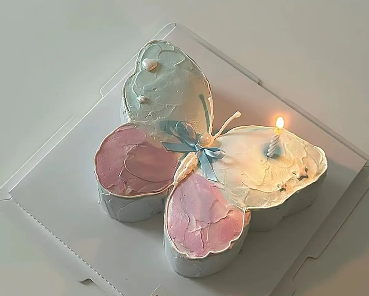 کیک پروانه ای بنفش کیک پروانه ای قرمز کیک پروانه ای رنگارنگ کیک تولد پروانه ای دخترانه کیک پروانه ای آبی