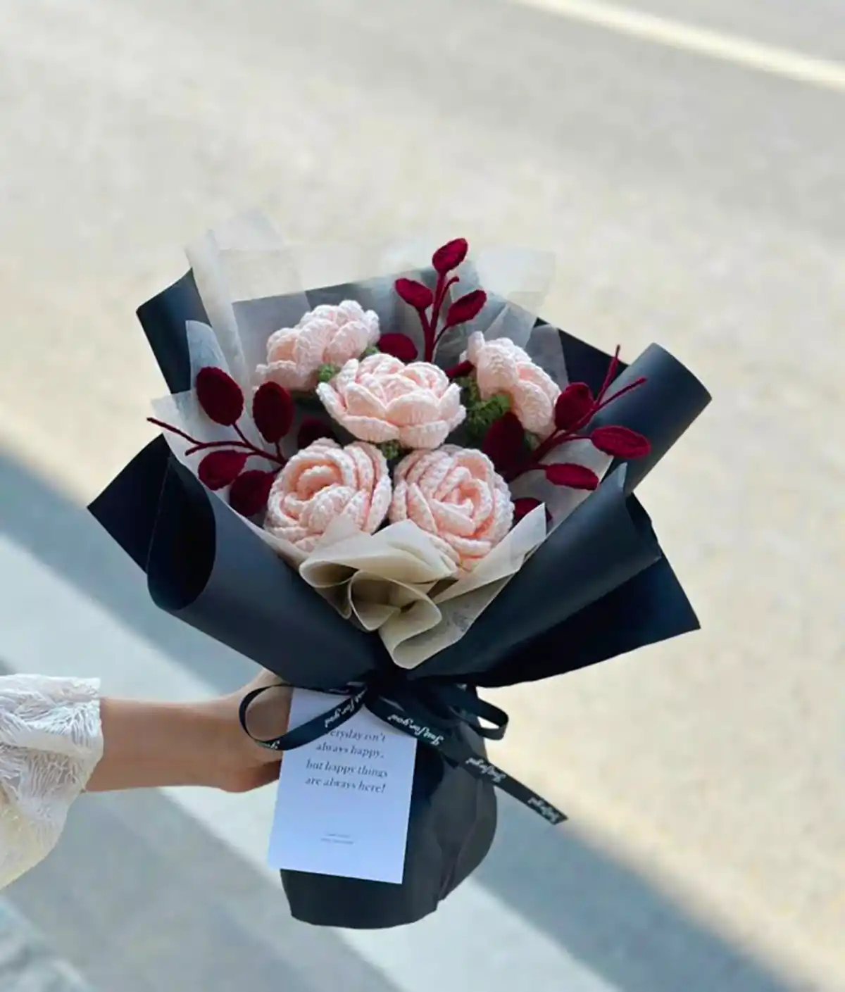 دسته گل بافتنی جذاب و زیبا