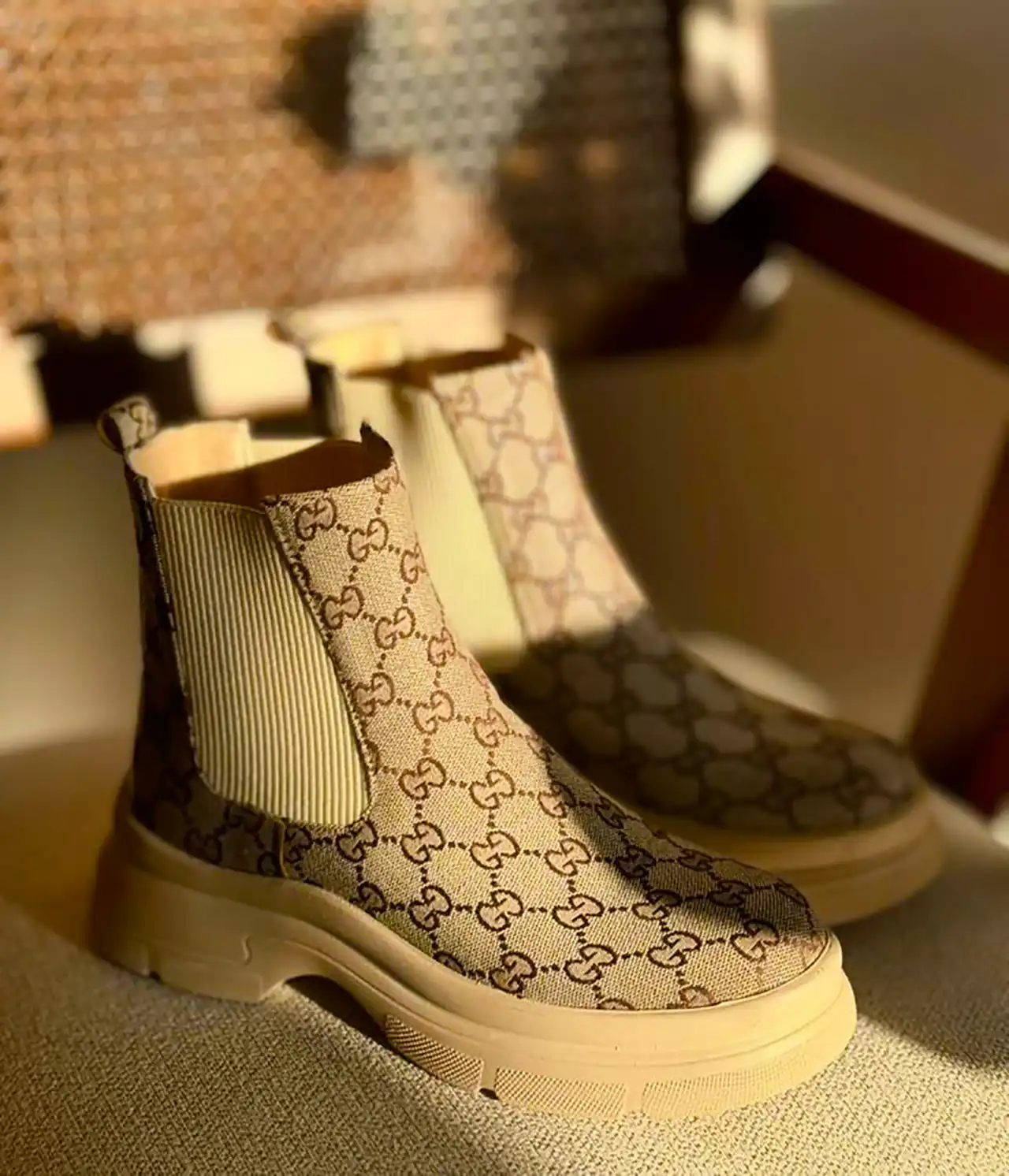 نیم بوت شیک پاییزی