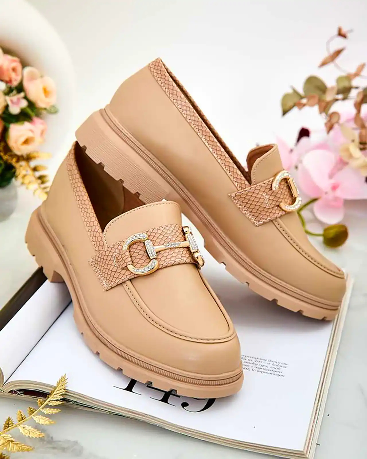 کالج شیک و کلاسیک