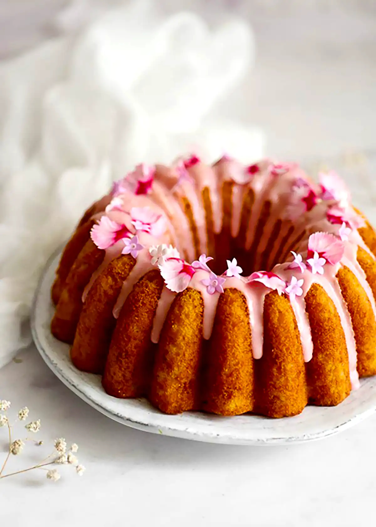 دیزاین کیک وانیلی خونگی