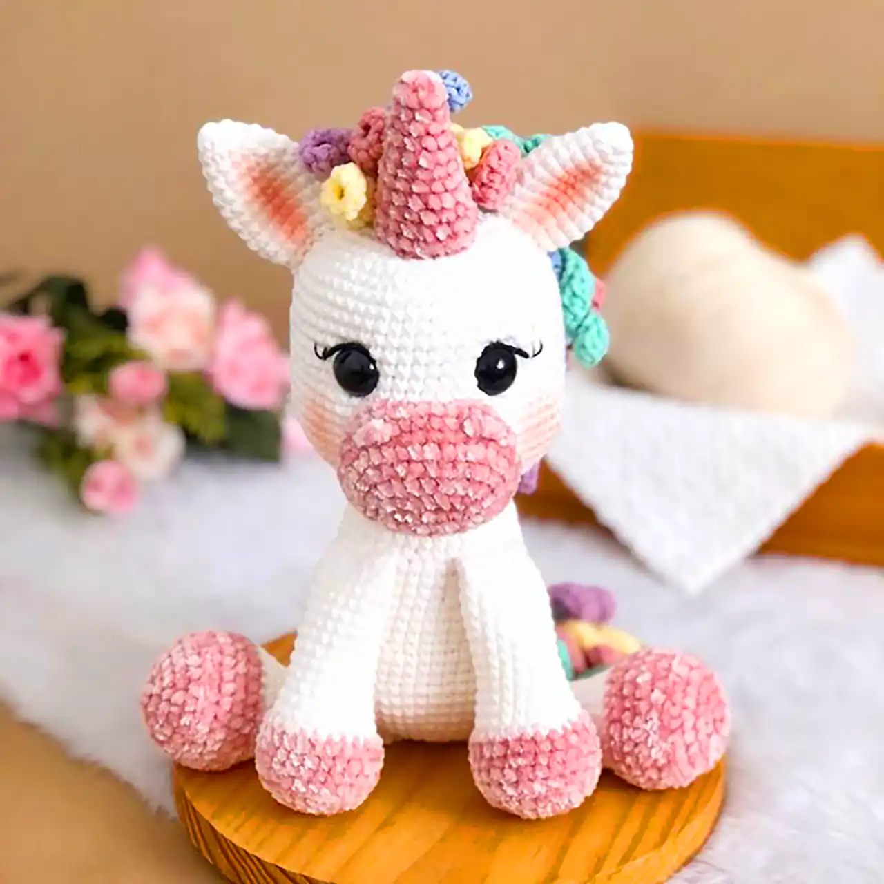 عروسک یونیکورن قلاب بافی 