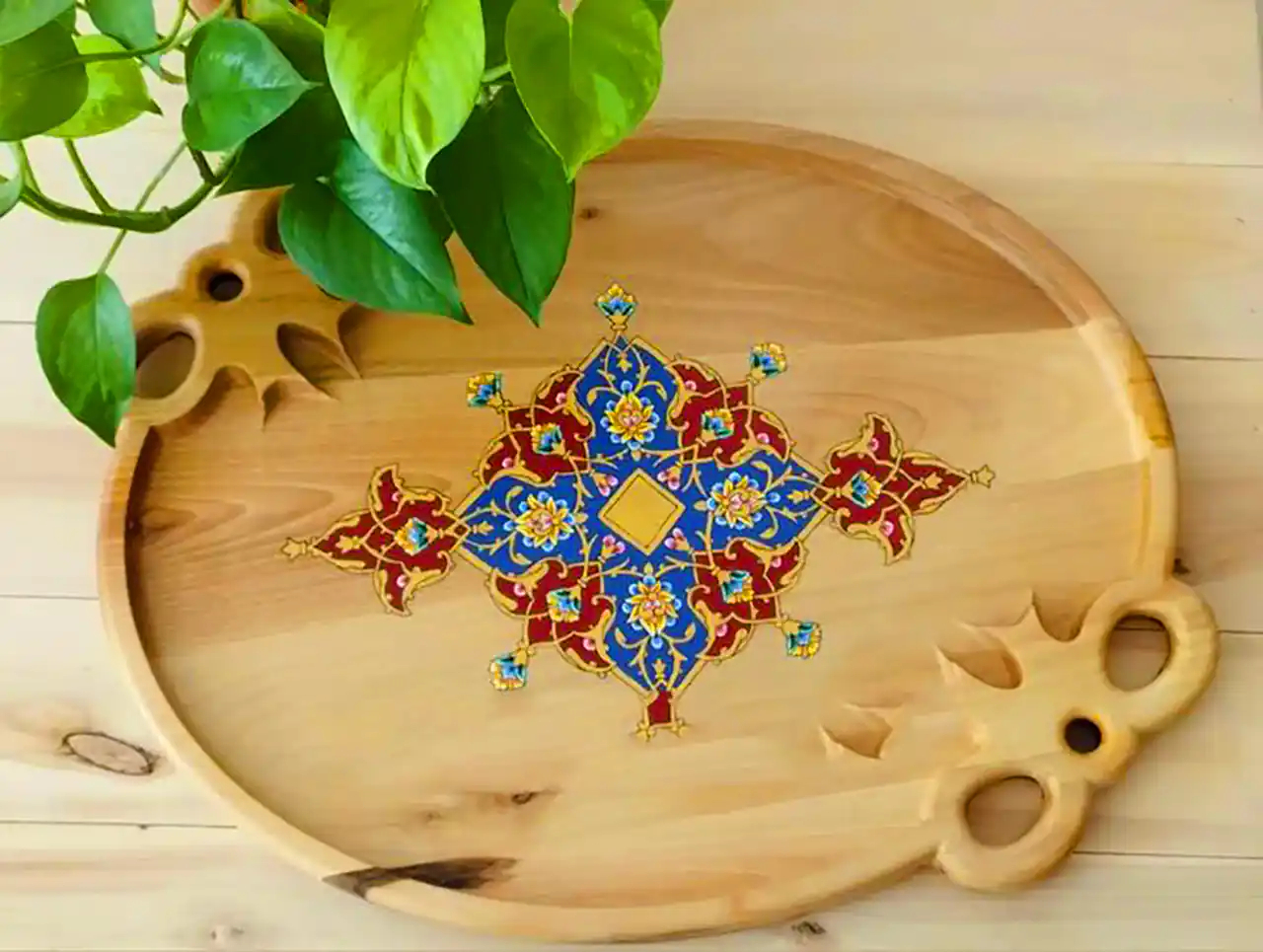 سینی چوبی با طرح اسلیمی 