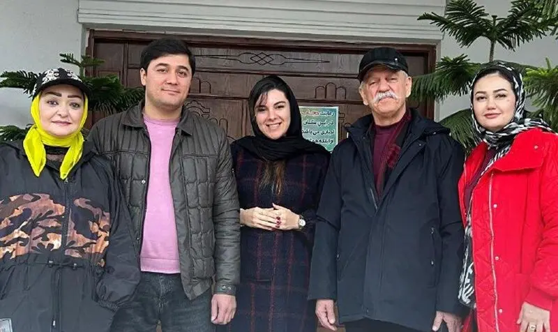 بیوگرافی و زندگی خصوصی تهمینه رجبوا، بازیگر تاجیکی نقش چمن در سریال پایتخت و همسرش+تصاویر جذاب و دیدنی بیوگرافی و زندگی خصوصی تهمینه رجبوا، بازیگر تاجیکی نقش چمن در سریال پایتخت و همسرش+تصاویر جذاب و دیدنی