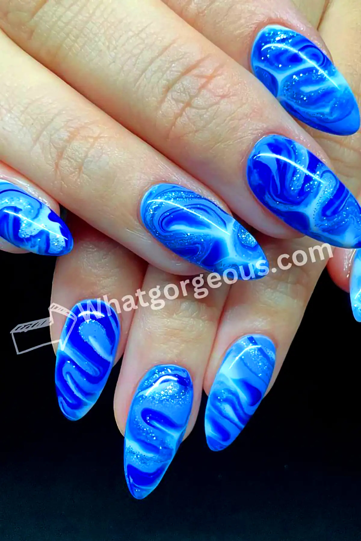 طرح ناخن آبی شیک