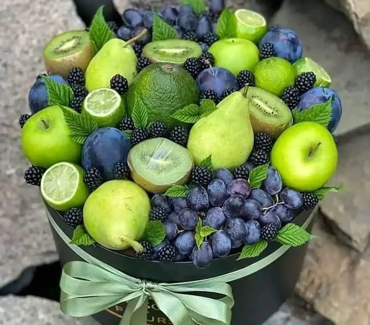 باکس میوه و گل
باکس میوه عیادت بیمار
باکس گل و میوه برای عیادت
باکس میوه بله برون
باکس میوه چوبی
باکس میوه خشک

