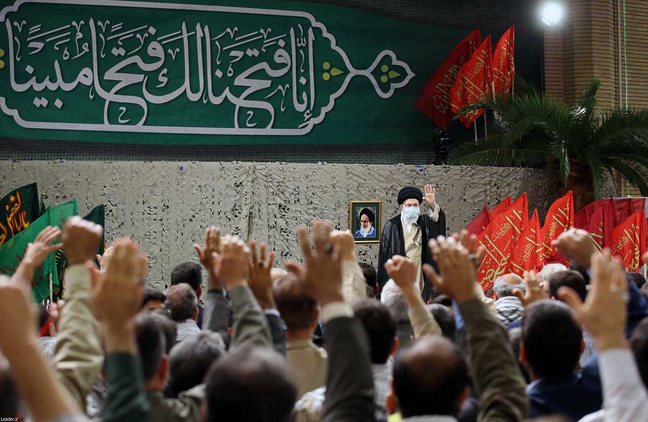 دیدار پیشکسوتان و فعالان دفاع مقدس و مقاومت با رهبر انقلاب