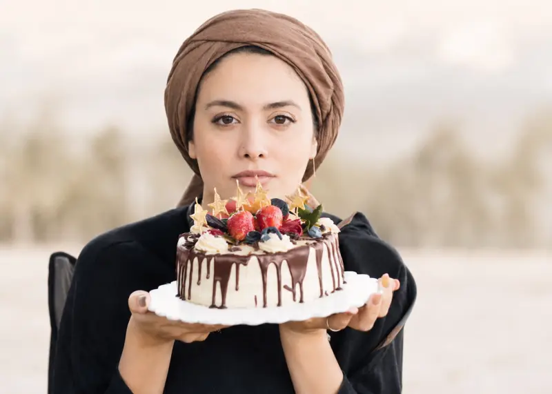 نگاهی به جشن تولد ماهک مجد، همسر سعید شریف / کیک دخترانه و خوش سلیقه همسر فتاح «رویای نیمه شب»