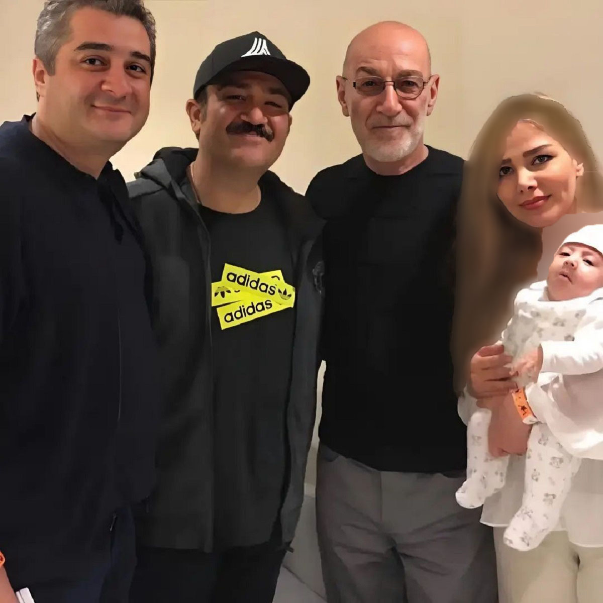 عکسی خانوادگی مهران غفوریان همراه سیاوش قمیشی