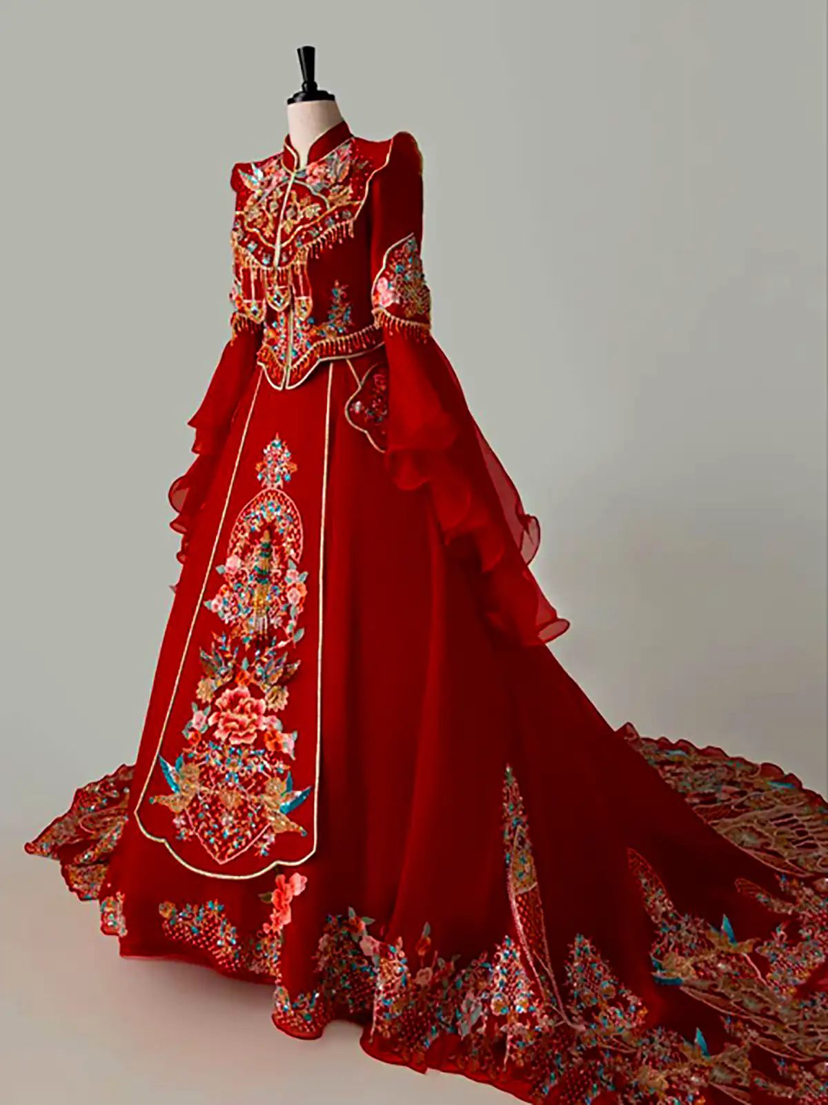 لباس شب باشکوه قرمز