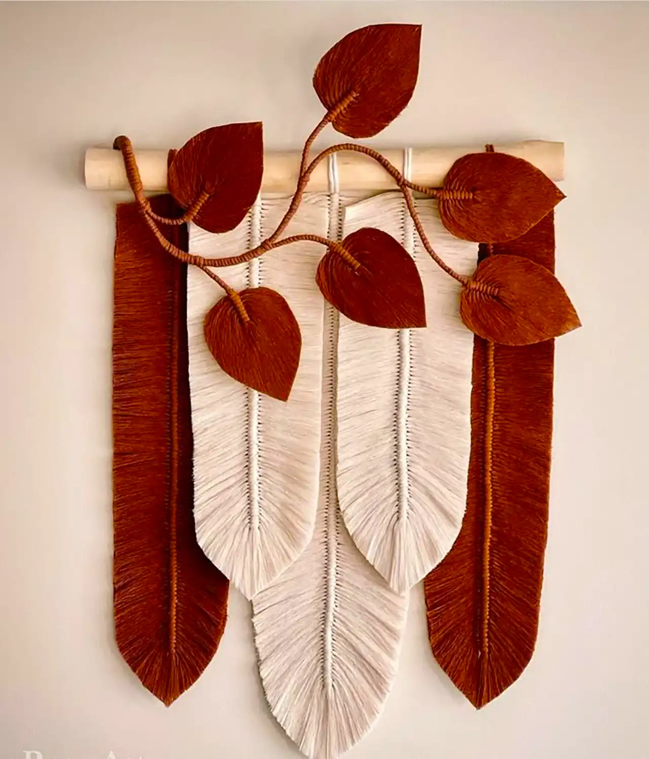 دیوارکوب مکرومه برگی