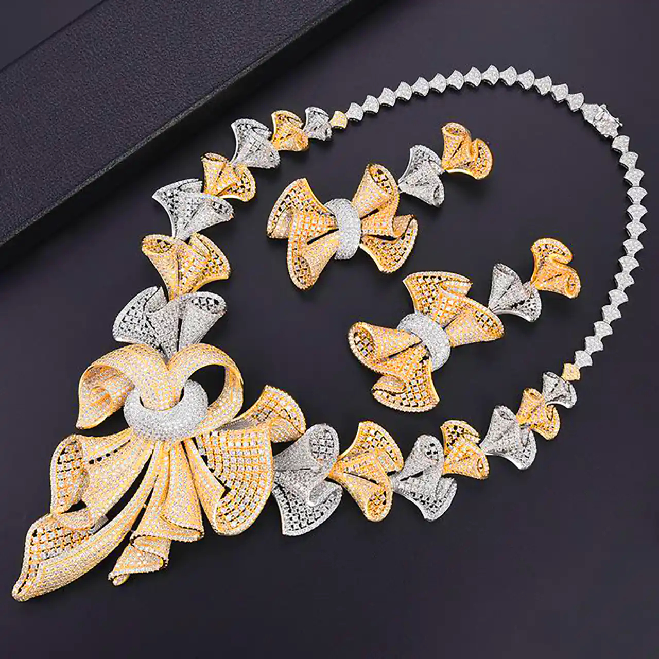 سرویس کامل جواهر لاکچری 