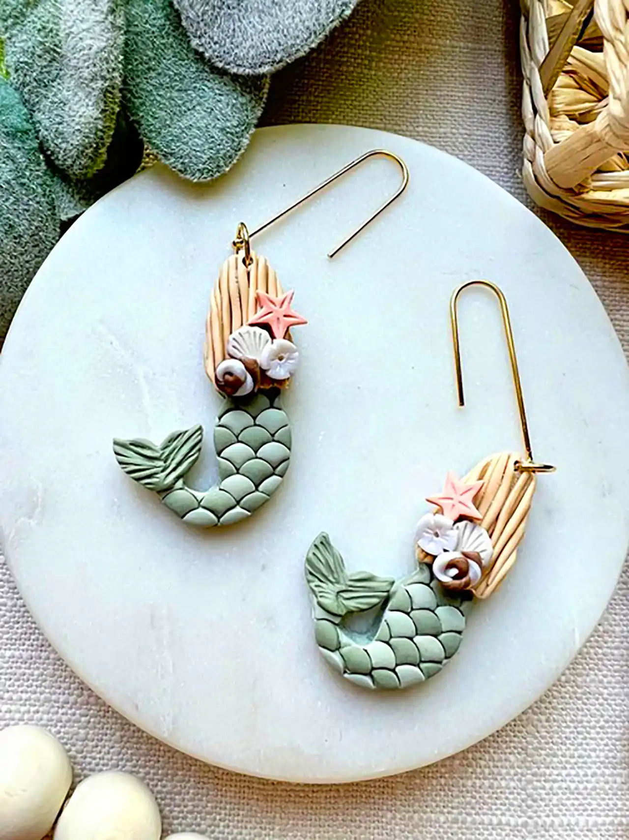 گوشواره طرح صدف دریایی