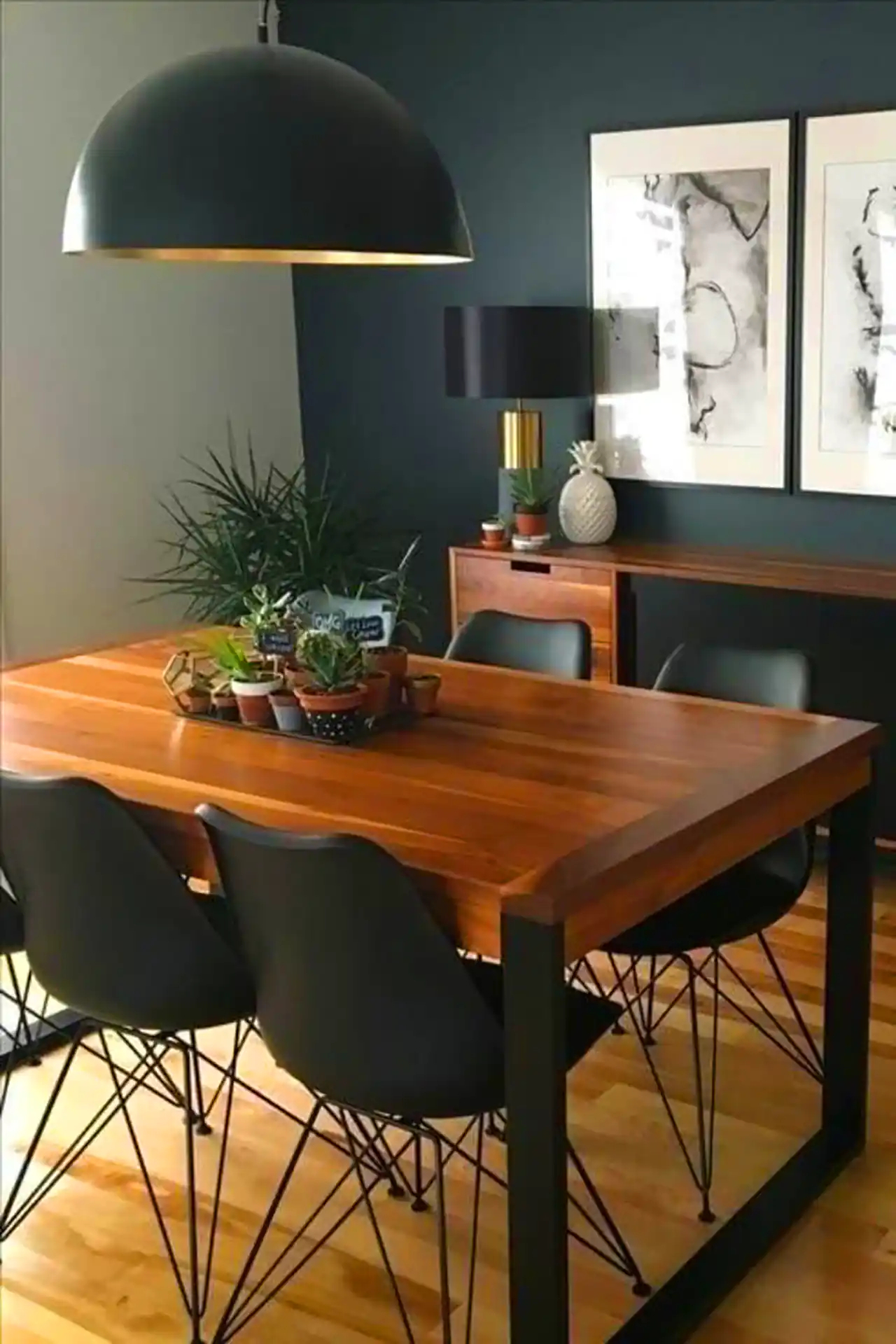 میزغذاخوری چوبی شیک