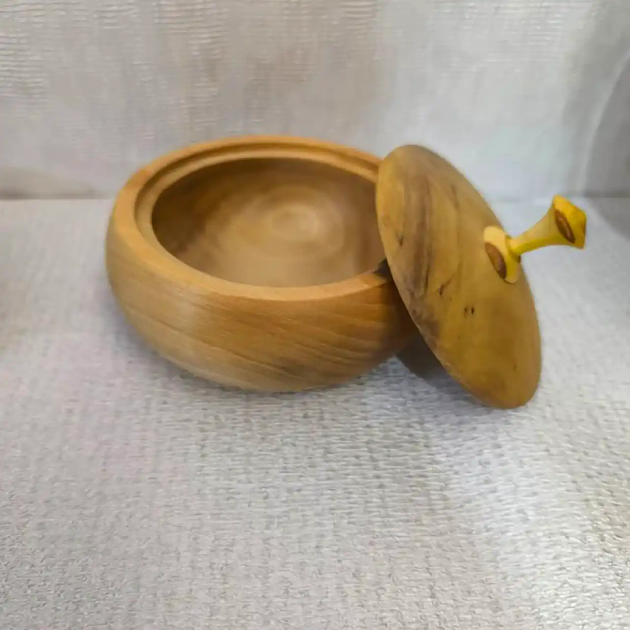 قندان چوبی مدرن