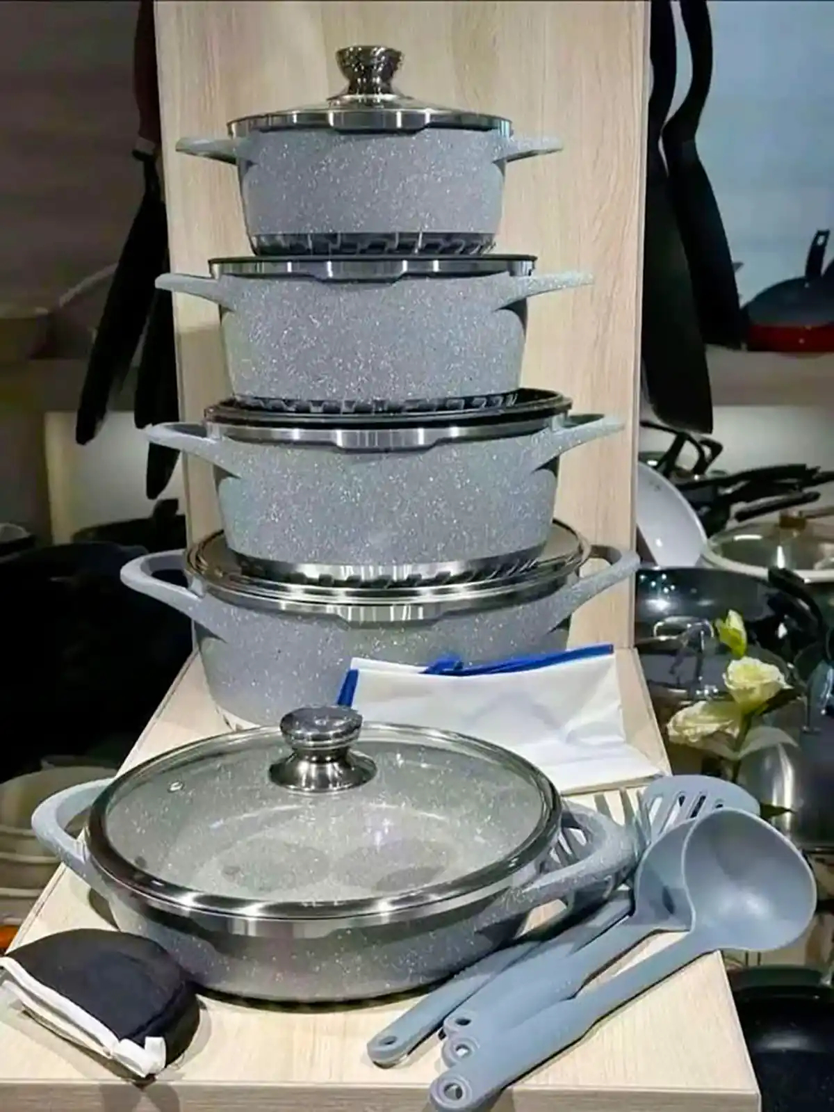 ست قابلمه چدنی عروس