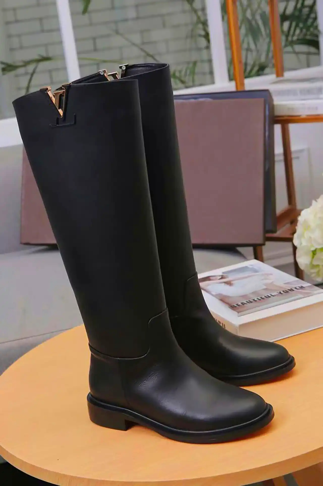 بوت چرم بلند زنانه