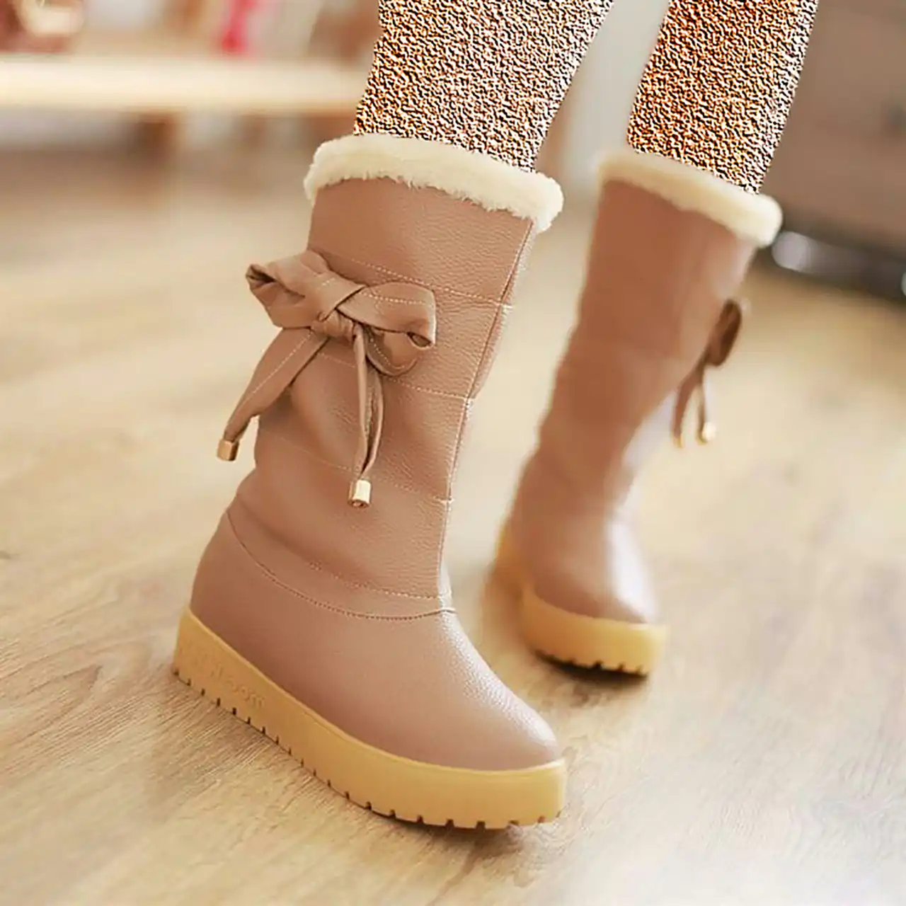 بوت خزدار زمستانی