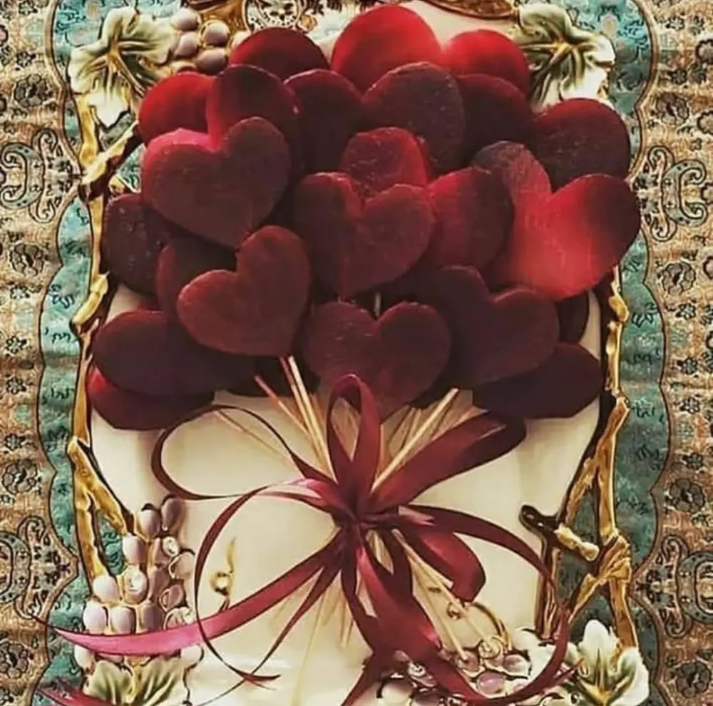 تزیین لبو شب یلدا | ۳۰ ایده شیک و کاربردی تزیین لبو شب یلدا ترند ۱۴۰۴ ویژه عروس و خانواده که باید امسال امتحان کنید!